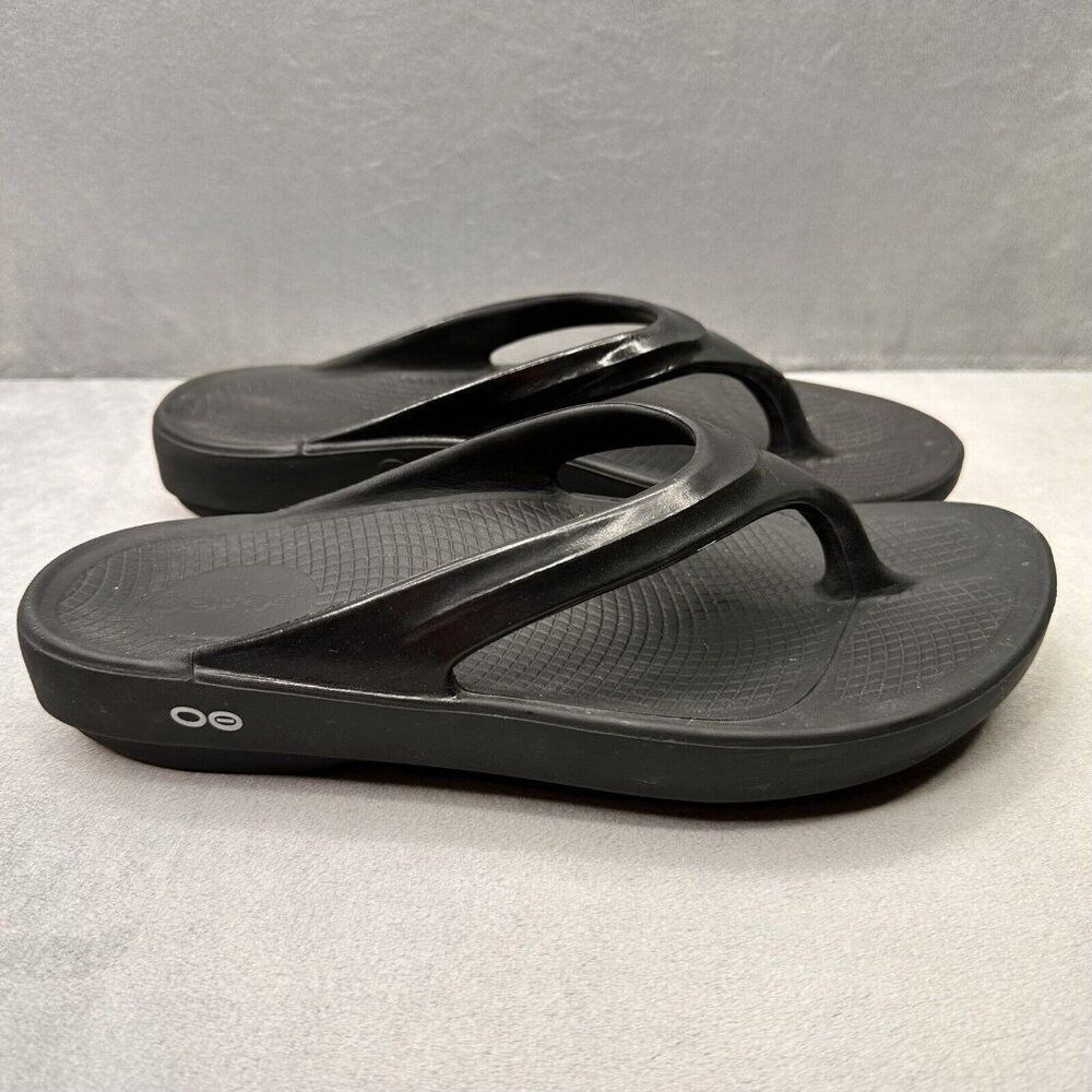 OOFOS OOlala Luxe Womens Size 11 Sandals Black Recovery Lightweight Sport Slides